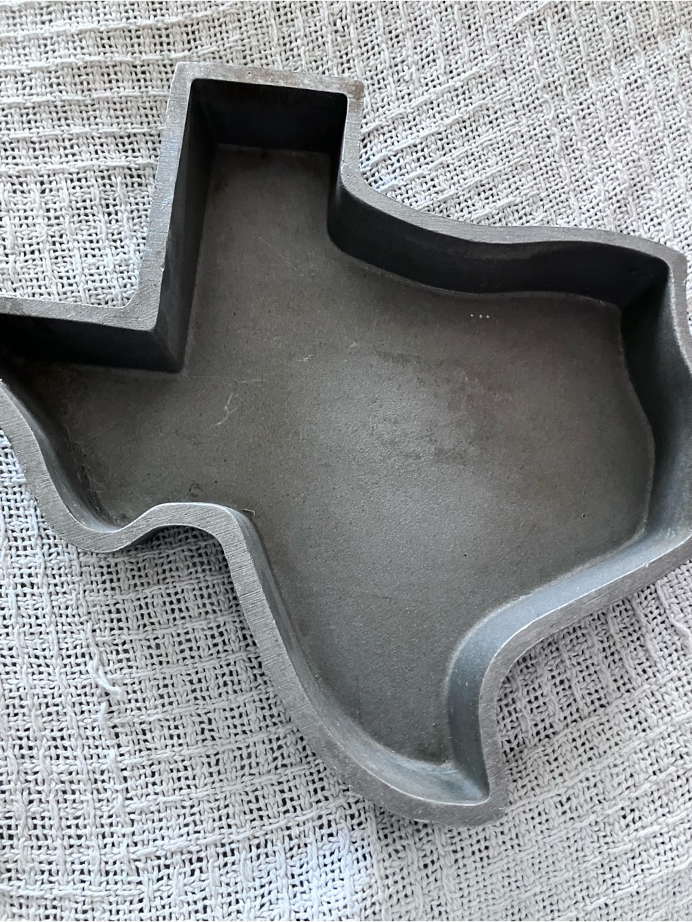 Vintage "The Pan Handler" Texas-shaped baking pan